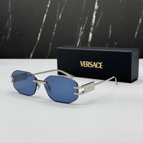 NEW VE2274 1000/80 VERSACE SILVER BLUE WOMEN VERSACE MOD 2274 100080 SUNGLASSES - Picture 1 of 12